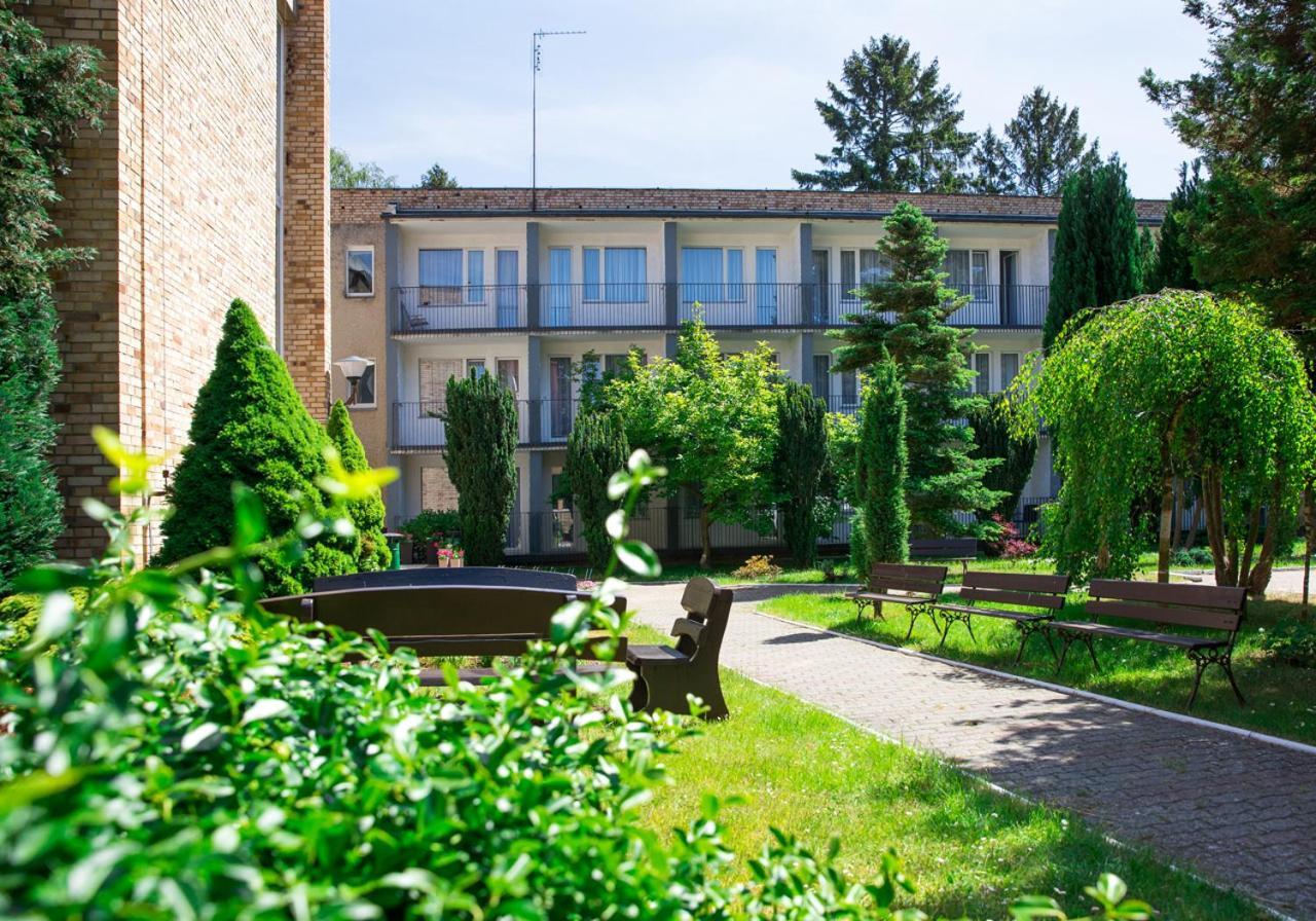 Osrodek Wczasowy Wrzos Łukęcin Exteriér fotografie