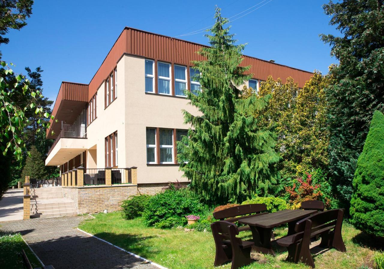 Osrodek Wczasowy Wrzos Łukęcin Exteriér fotografie